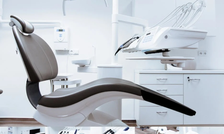 Revolutionizing Healthcare: Exploring the Latest Advances in Medical Technology